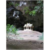 cave pagoda-600.jpg